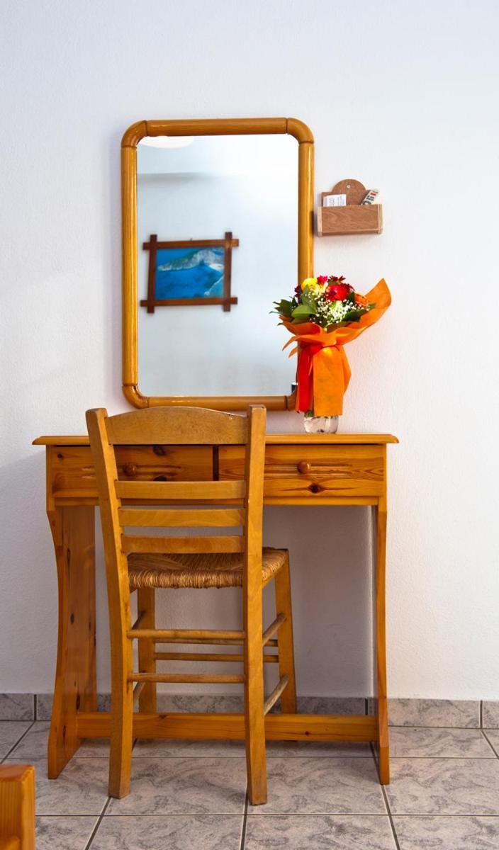 Syraina Apartments Skiathos-stad Buitenkant foto
