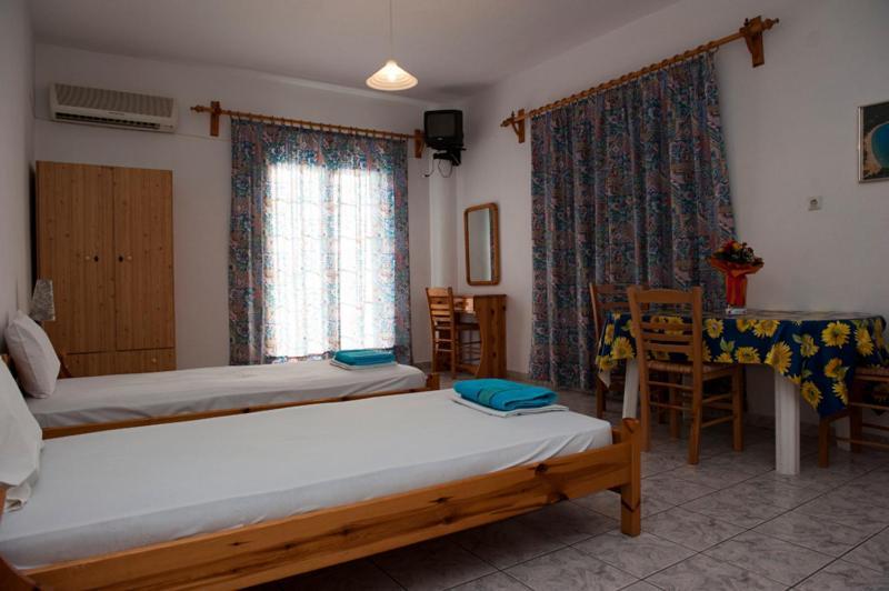 Syraina Apartments Skiathos-stad Buitenkant foto