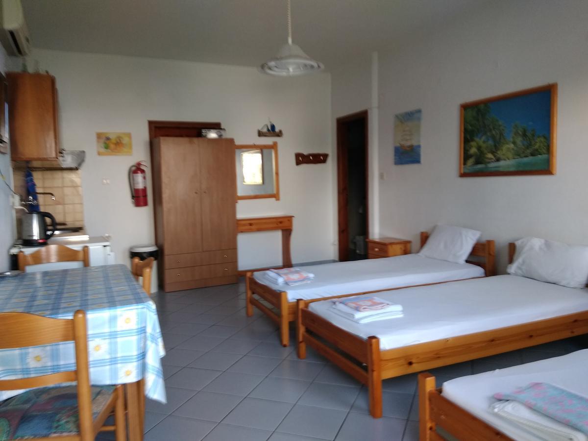 Syraina Apartments Skiathos-stad Buitenkant foto
