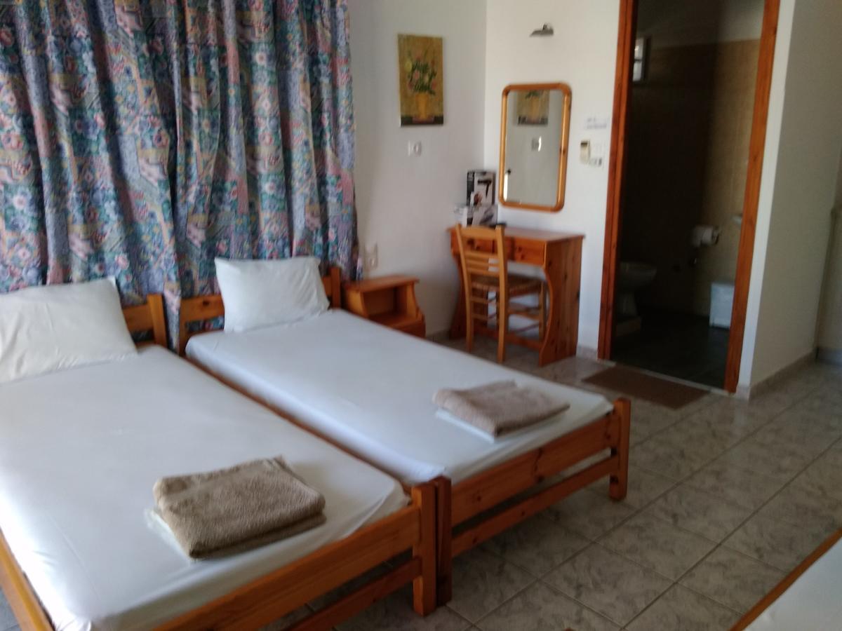 Syraina Apartments Skiathos-stad Buitenkant foto